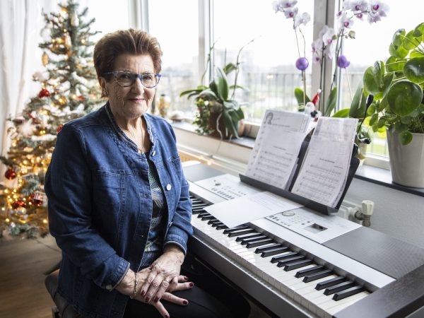 Orgel Joke met spoed opgenomen in ziekenhuis