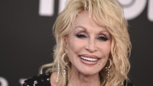Thumbnail voor Dolly Parton verklaart geheim achter 56-jarig huwelijk