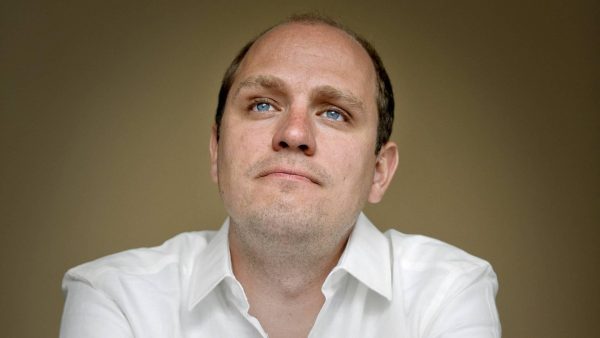 OM eist voorwaardelijke werkstraf in smaadzaak Jelle Brandt Corstius