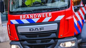 Thumbnail voor Vrouw valt in metersdiepe put in Utrecht en wordt bevrijd door brandweer