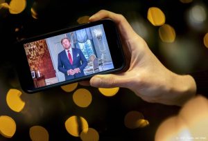 Thumbnail voor Koning Willem-Alexander: 'Schaduw van zorgen over dit kerstfeest'