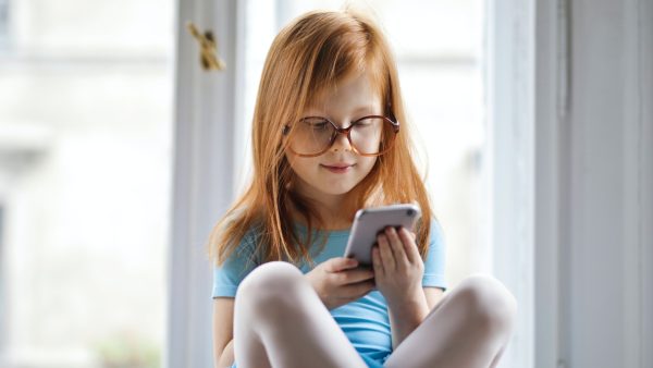 Van 'The Voice' tot de stoomboot: hier belden kinderen De Kindertelefoon over