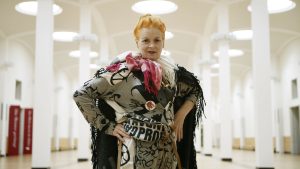 Thumbnail voor Iconisch ontwerpster, activist en stijlicoon: Vivienne Westwood, moeder van de punk (1941-2022)