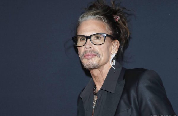 Steven Tyler beschuldigd van seksueel misbruik'