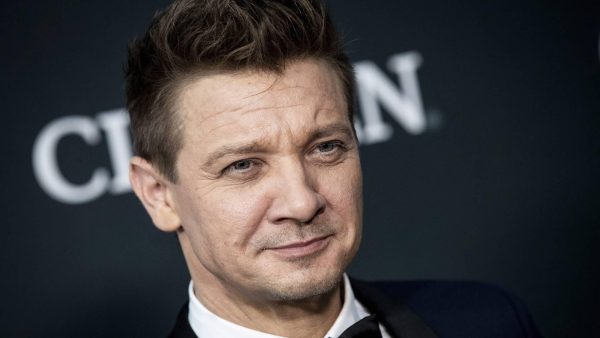 'Avengers'-acteur Jeremy Renner in kritieke toestand na sneeuwschuifongeluk