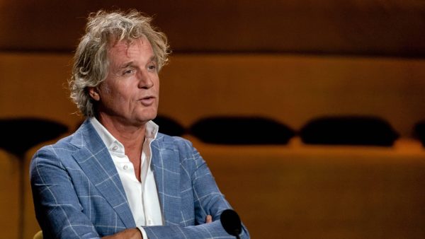 Pauw zocht contact met Van Nieuwkerk: 'Toch vervelend als je kop zo op dat hakblok ligt'