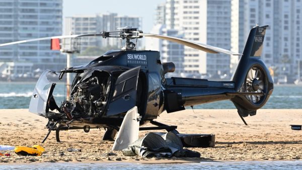 Twee helikopters botsen op elkaar bij Australisch pretpark