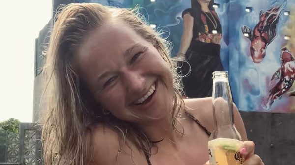 Britt zweert bij koud douchen: Pijn is een emotie, die kun je wegademen