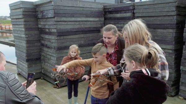 Uitje familie Jelies loopt uit in een biologieles: 'Was niet de bedoeling'