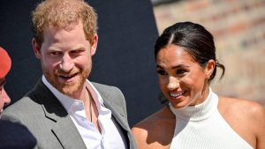 Thumbnail voor Familie Meghan gaat boek prins Harry niet lezen: 'Ik gebruik het nog niet eens als wc-papier'