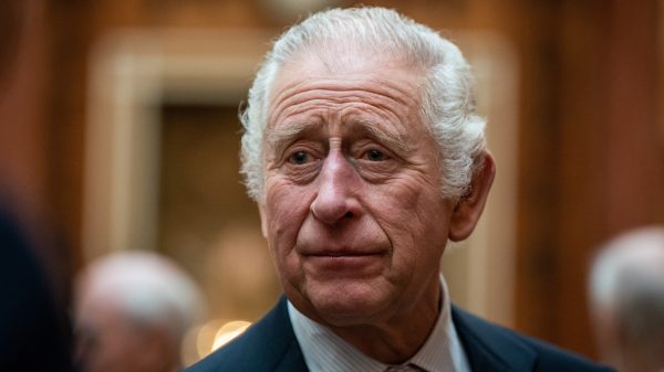 Charles gelooft in verzoening met Harry: "Enige uitweg uit deze puinhoop"