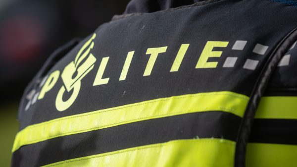 Exploderende fles deo zorgt voor enorme schade aan pand in Rotterdam