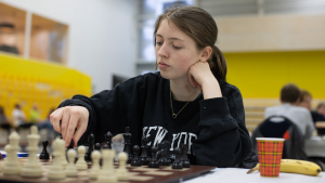 Eline Roebers schaken