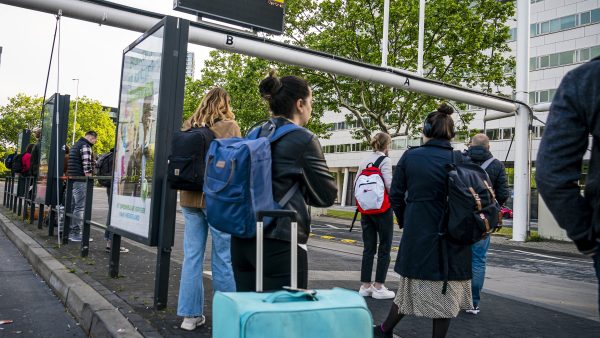 Met de bus of de trein? Regionale staking dreigt aankomende dagen