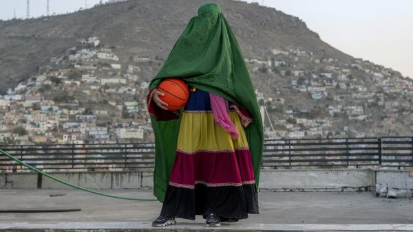 Afghaanse sportvrouwen poseren voor indrukwekkende fotoserie