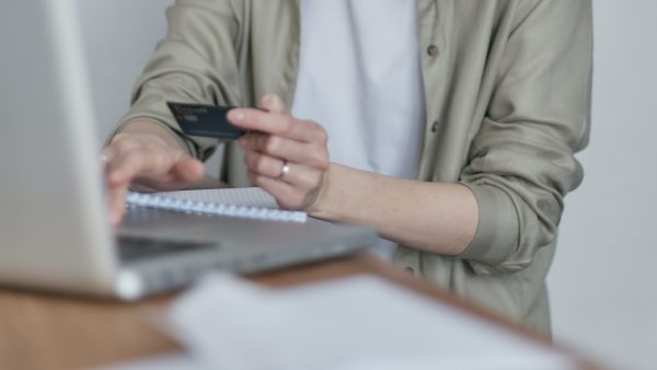 Miljoenen Nederlanders hebben moeite met digitaal bankieren