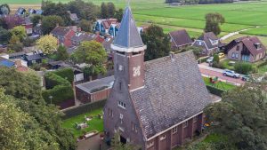 Thumbnail voor In deze kerk kun je wonen (en heb je volgens sommige kijkers érg rustige buren)