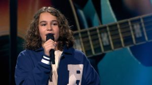 Thumbnail voor Kane (14) zingt lied voor zus in 'Ministars': 'Ze ligt helaas in het ziekenhuis'