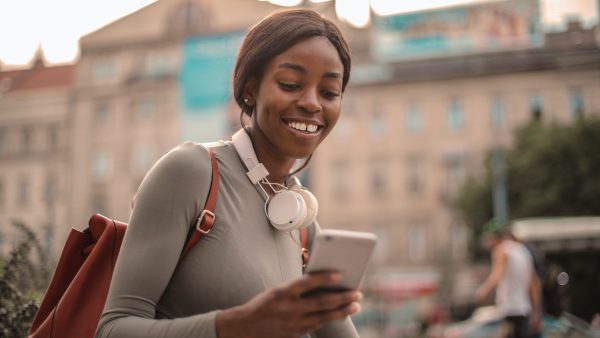 De verslavende werking van TikTok: 'Er kan een neerwaartse spiraal ontstaan'