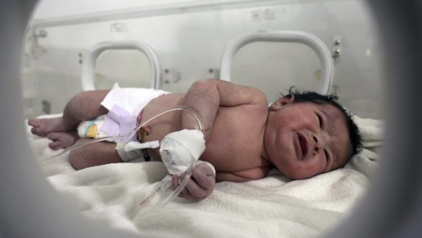 Adoptie van kinderen in Syrië en Turkije na ramp is problematisch