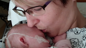 Thumbnail voor Arianne's dochter overleed al na vier weken aan hartafwijking: 'Ben een ander mens geworden'