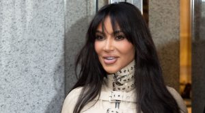 Thumbnail voor James Corden strikt Kim Kardashian voor 'Carpool Karaoke'