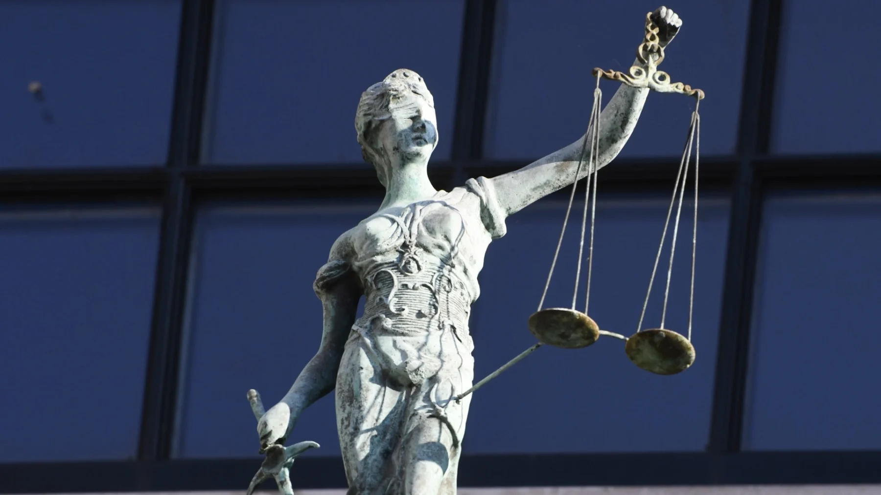 Belgisch meisje (14) dat werd aangerand op kerkhof, stapt uit leven: 'Ik kan niet meer'