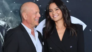 Thumbnail voor Vrouw van zieke Bruce Willis deelt emotionele video op zijn verjaardag: 'Elke dag verdriet'