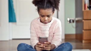 Thumbnail voor Kinderen bellen vaker naar Kindertelefoon met emotionele problemen