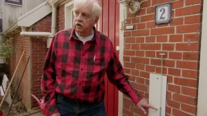 bodem in beweging Cees' huis verzakt 6 cm in halfjaar door bevingen Groningen, maar hij krijgt geen nieuwe woning: 'Dat vreet wel'