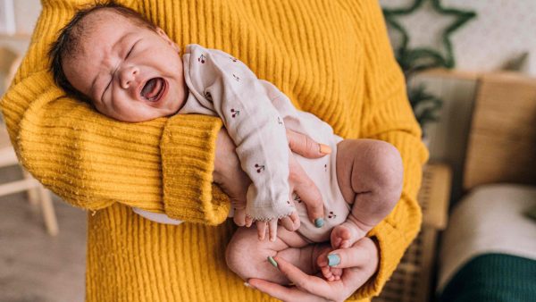 De huilbaby van Jacky ontwrichtte het gezin: 'Heb getwijfeld of we hier wel uit zouden komen'