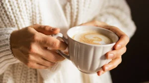 Thumbnail voor Dat wordt een dure havercappu: staatssecretaris ziet havermelk als frisdrank, belasting stijgt gigantisch