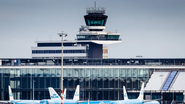 Nachtsluiting Schiphol: geen vakantie voor 1,5 miljoen reizigers
