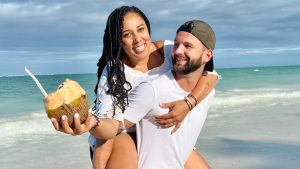 Thumbnail voor Denise deed mee aan 'Temptation Island': 'Iedereen zei: geef hem een tweede kans'