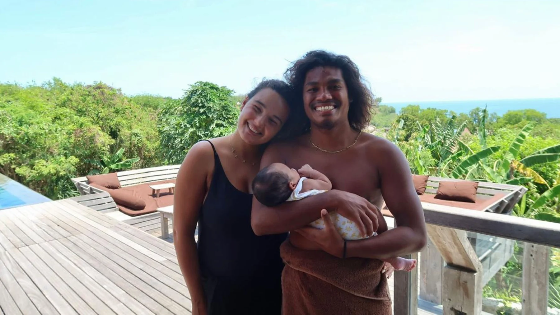 Nadia (25) woont in Indonesië: 'Ging voor een minor, nu heb ik een gezin'