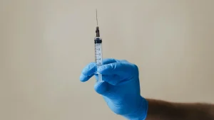 Thumbnail voor Gynaecoloog Ruud Bekkers over HPV-vaccin: 'De leeftijdsgrens ontzegt een grote groep bescherming'