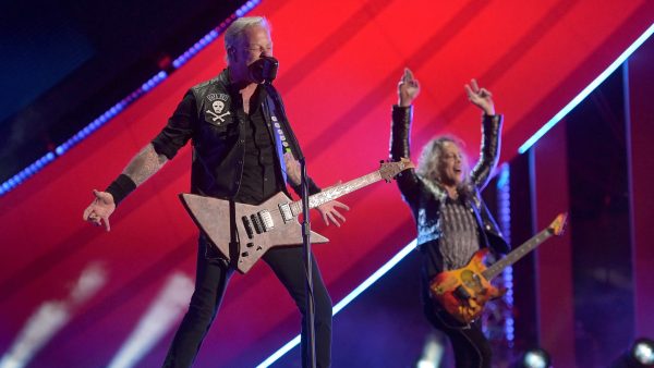Metallica geeft 40.000 euro aan Nederlandse stichting tegen huiselijk geweld