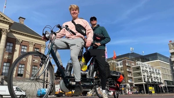 Herre (18) en Jesper (18) gaan op tandem naar Marokko: 'Maar we houden helemaal niet van fietsen'