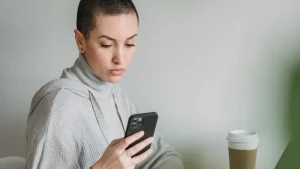 Thumbnail voor Eline wilde eigenlijk geen relatie, maar deze man leek het waard: 'Kwam hem ineens tegen op een datingapp'