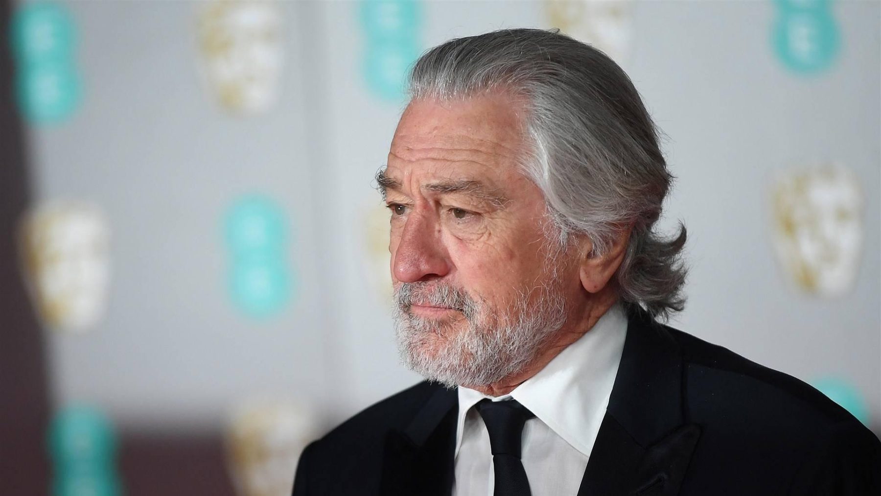 robert-de-niro-79-deelt-naam-en-eerste-foto-van-zevende-kind