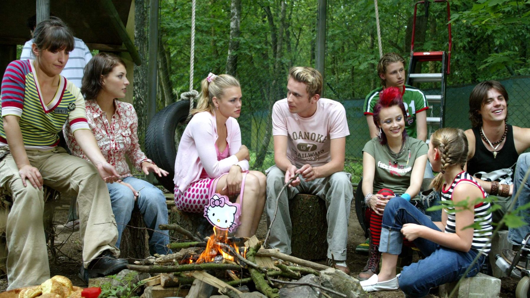Castleden 'Zoop' herenigd in Ouwehands Dierenpark voor opnames nieuwe film