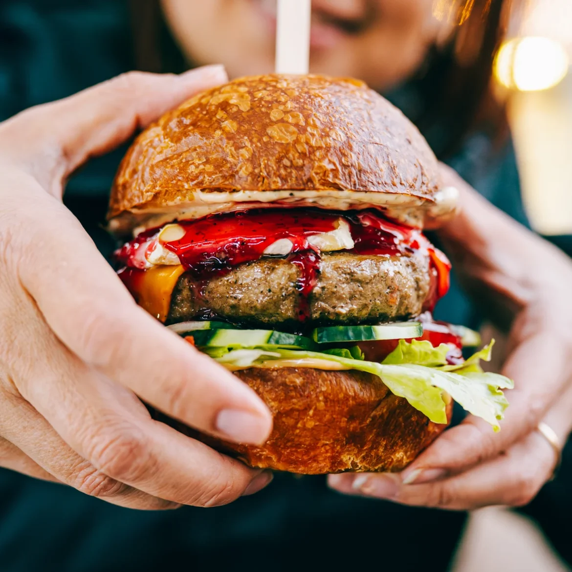 Jamie gaf een vegetariër vlees, illustratief beeld van een hamburger