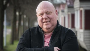 Thumbnail voor Peter Gillis weer dolgelukkig in de liefde: 'De nieuwe mevrouw Gillis'