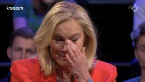 Thumbnail voor Sigrid Kaag emotioneel door video van dochters in 'College Tour': 'ik ben er stil van'