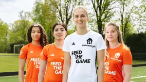 Thumbnail voor Vivianne Miedema over genderongelijkheid in voetbal: 'Zijn er nog lang niet'