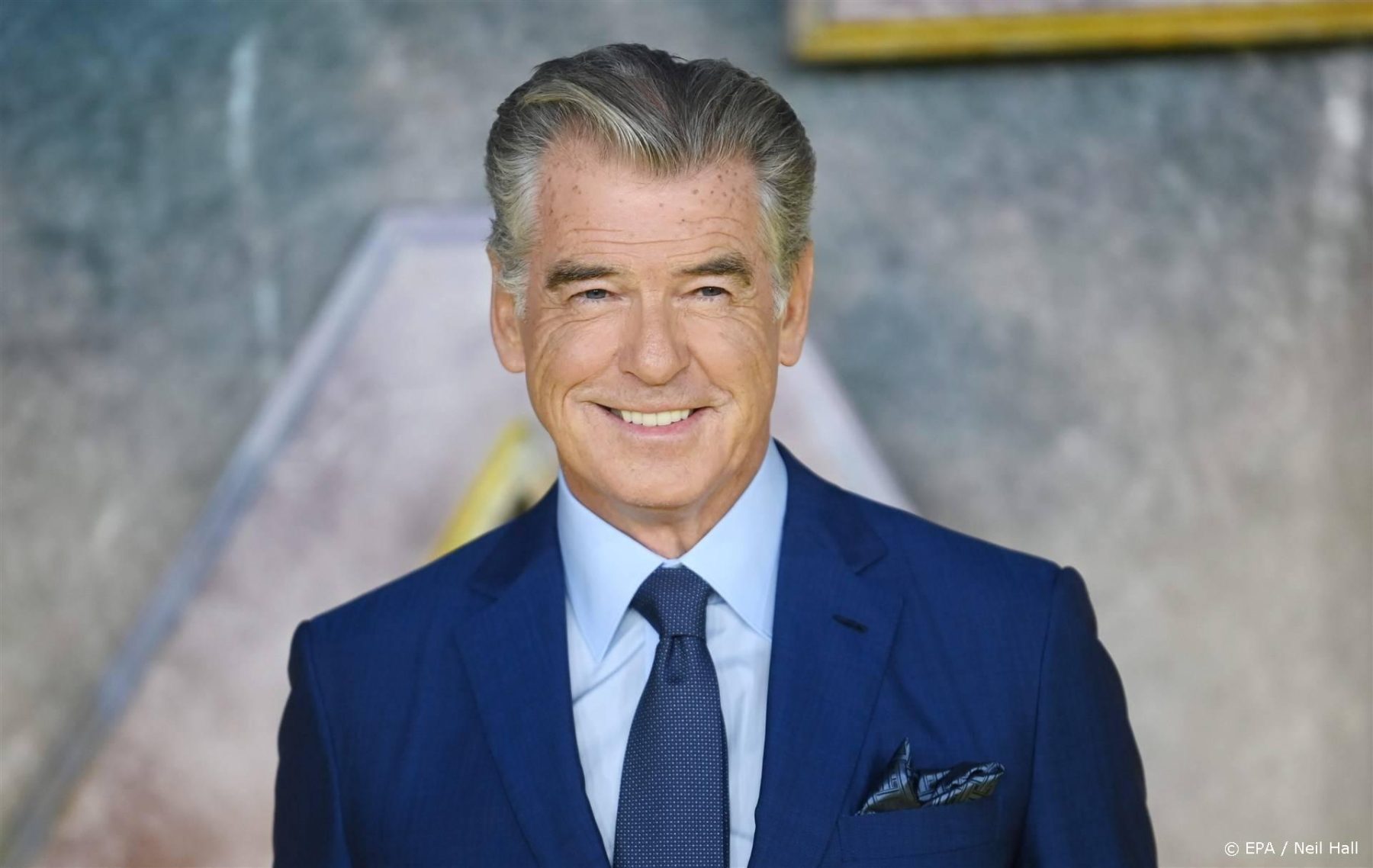 Pierce Brosnan inbreker