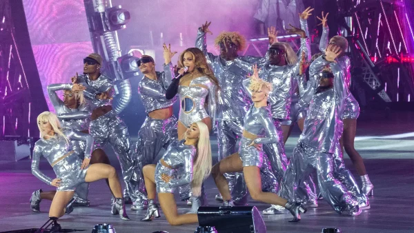 Trotse oma post video van dansende Blue Ivy (11) bij concert Beyoncé