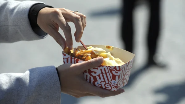 Frituurders hopen niet dat klanten hun eigen pan meenemen naar de snackbar