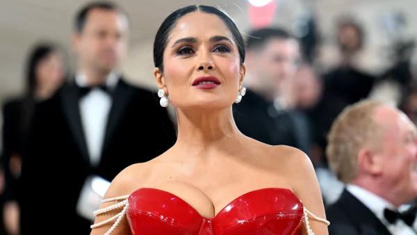 Salma Hayek Lekker Loeren