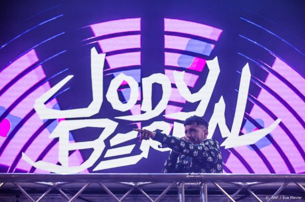 handgranaat gevonden op festival waar Jody Bernal optrad